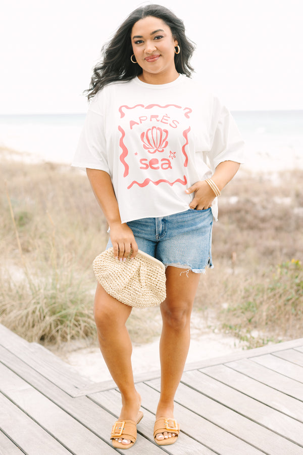 Chic Soul plus size clothing, white short sleeve vintage tee with 