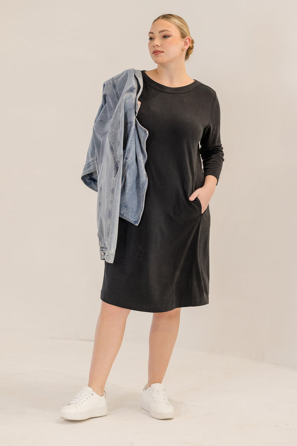 Chic Soul plus size clothing, black solid long sleeve knee length dress with boatneck line with pockets