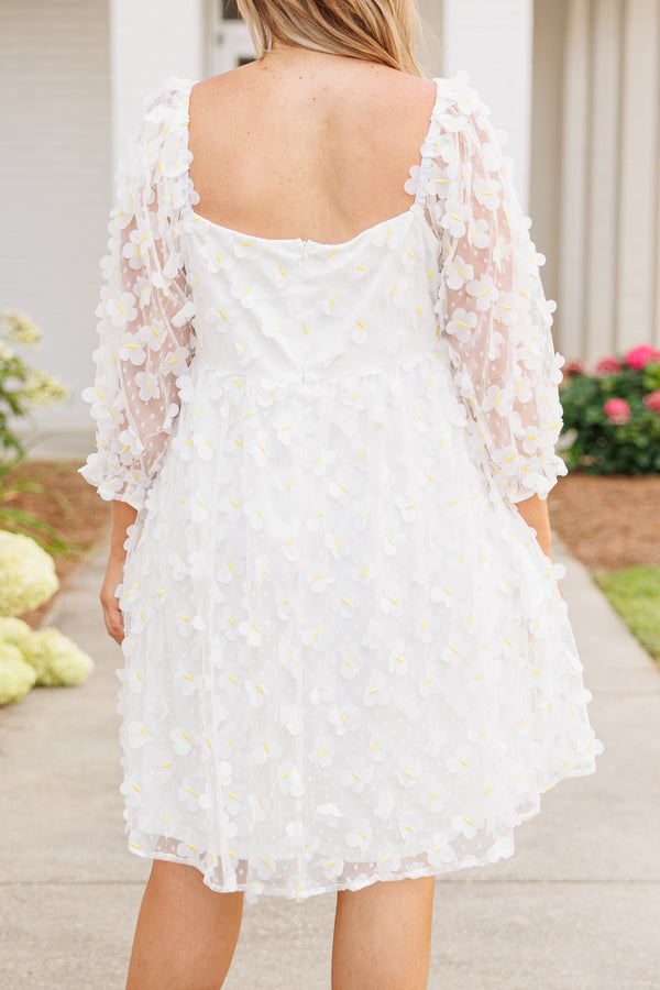 Chic Soul plus size clothing, white flowy dress with butterfly embellishment pattern and bubble sleeves