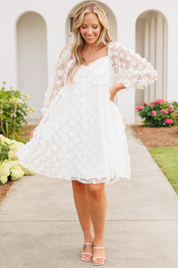 Chic Soul plus size clothing, white flowy dress with butterfly embellishment pattern and bubble sleeves