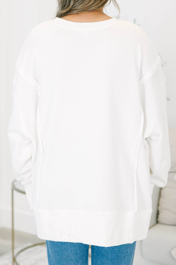 Plus Size ivory oversized crewneck sweatshirt with a goose, jack-o'-lantern, and floral graphics.