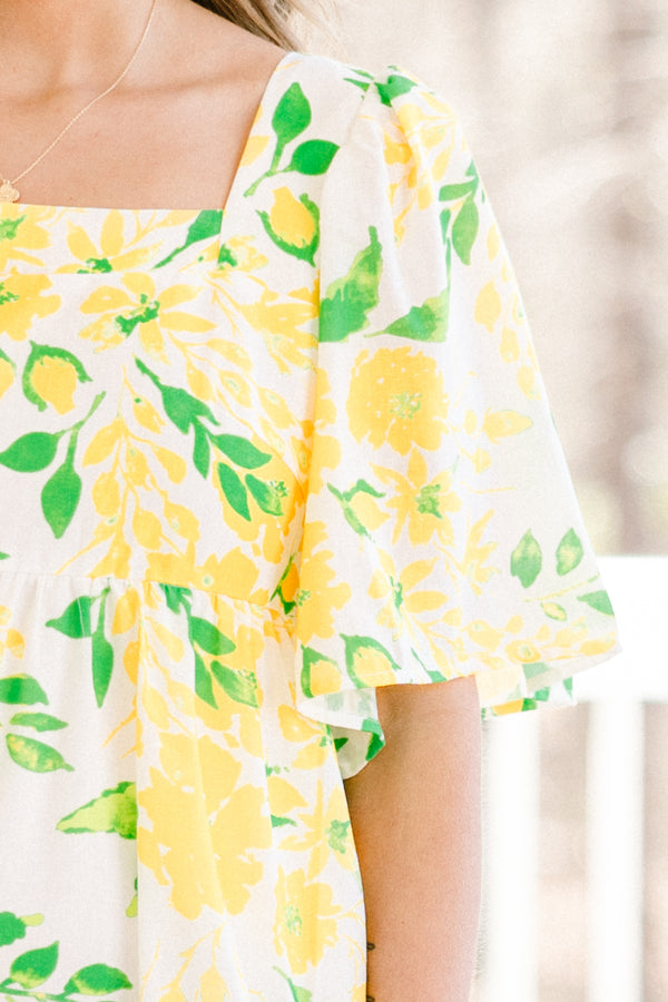 Chic soul plus size clothing, yellow short sleeve maxi dress with floral print and square neck line 