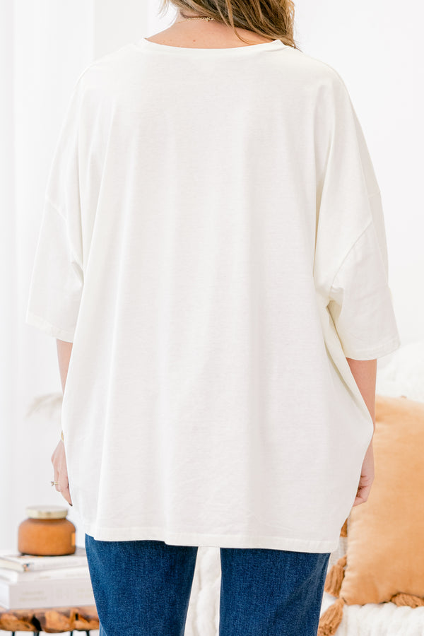 Chic Soul plus size clothing, ivory short sleeve graphic with a graphic in the center of the shirt that has various Halloween objects 