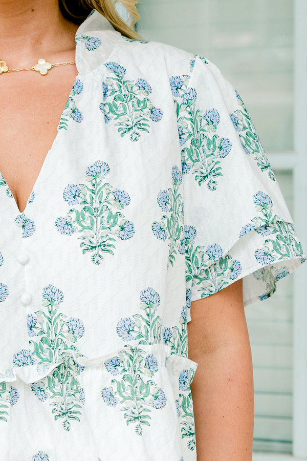 Chic Soul plus size clothing, white top with floral print