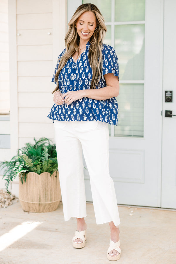 Chic soul plus size clothing, Blue and white short sleeve blouse with a white floral pattern 