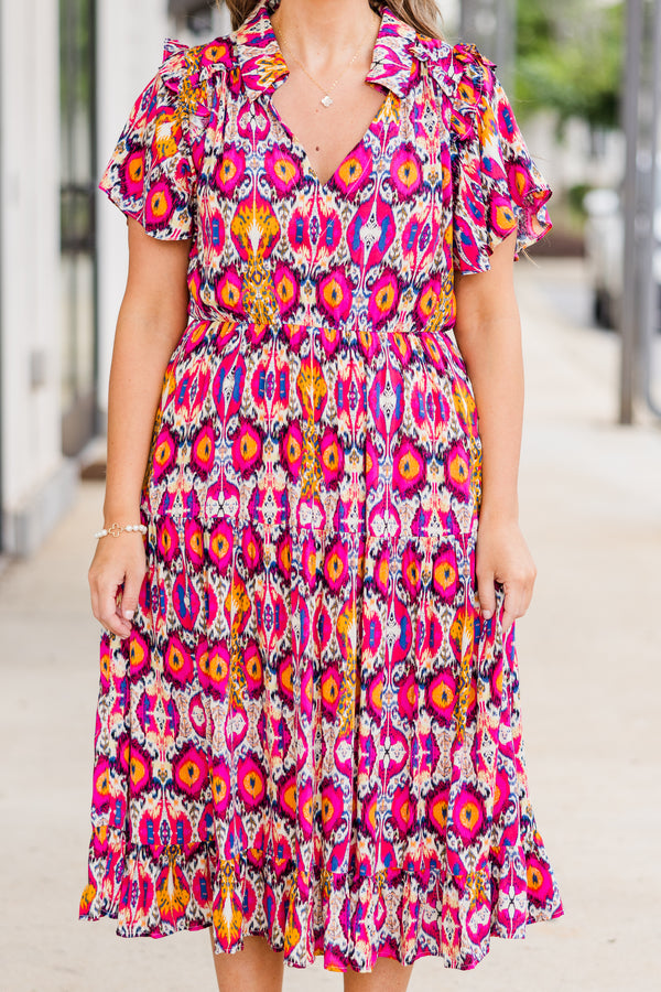 Chic Soul plus size clothing, short-sleeve pink midi dress with bright geometric floral pattern with v-neckline and collar