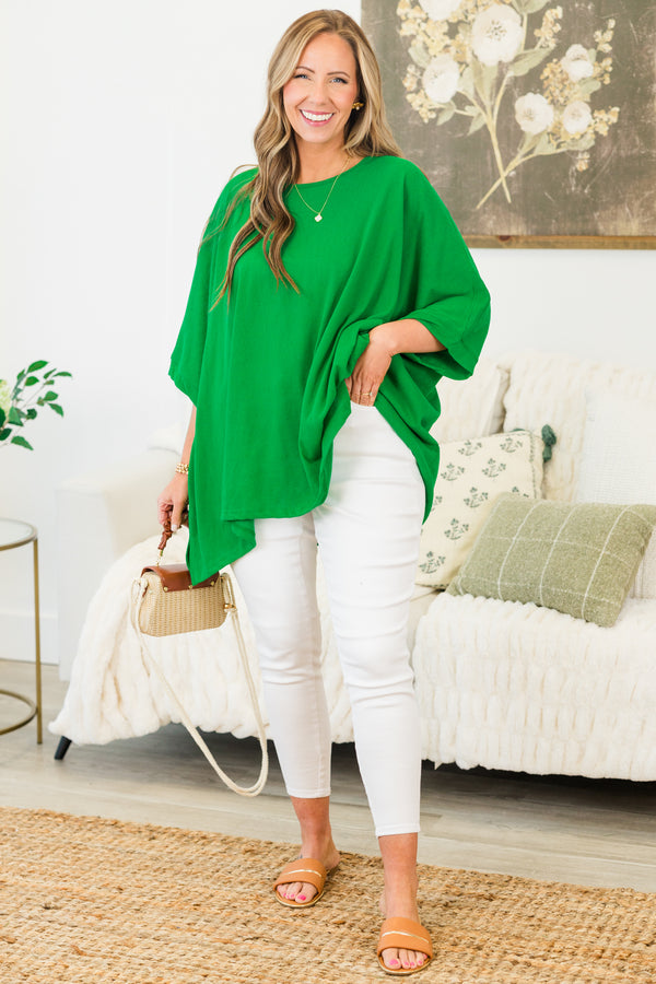 Chic Soul plus size clothing, kelly green short sleeve flowy plain top with round neckline with slits on sides