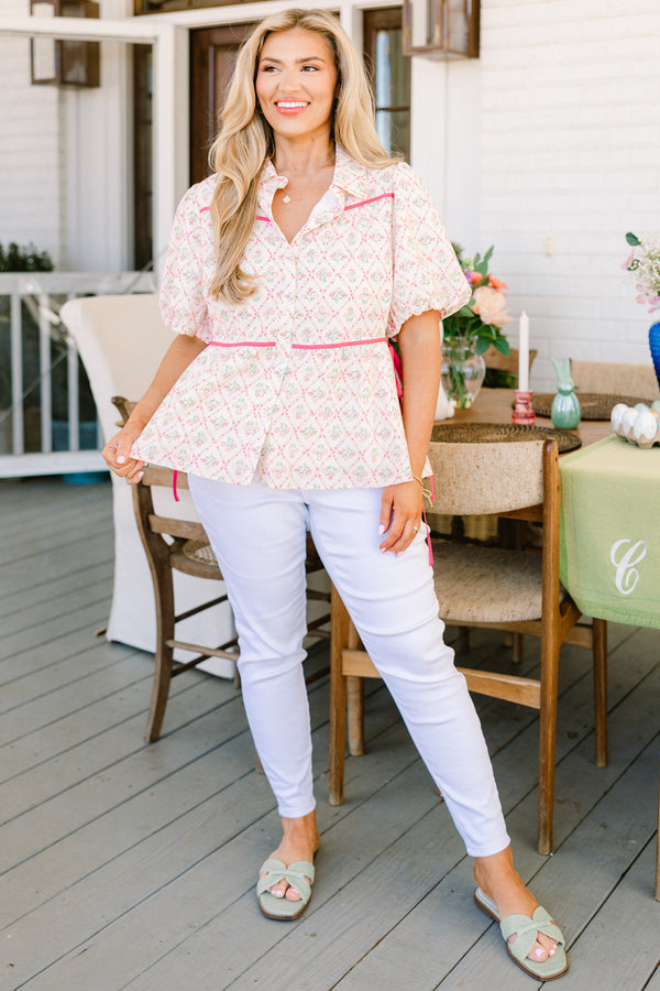Chic Soul plus size clothing, ivory puff short sleeve top with pink floral print and pink accent waist tie