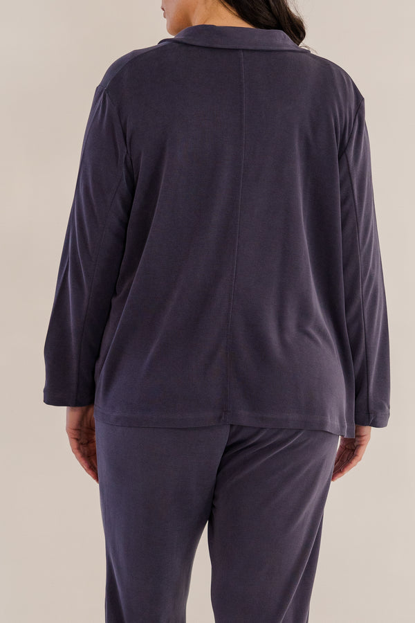 Chic Soul plus size clothing, ink navy long sleeve flowy blazer with collar detail