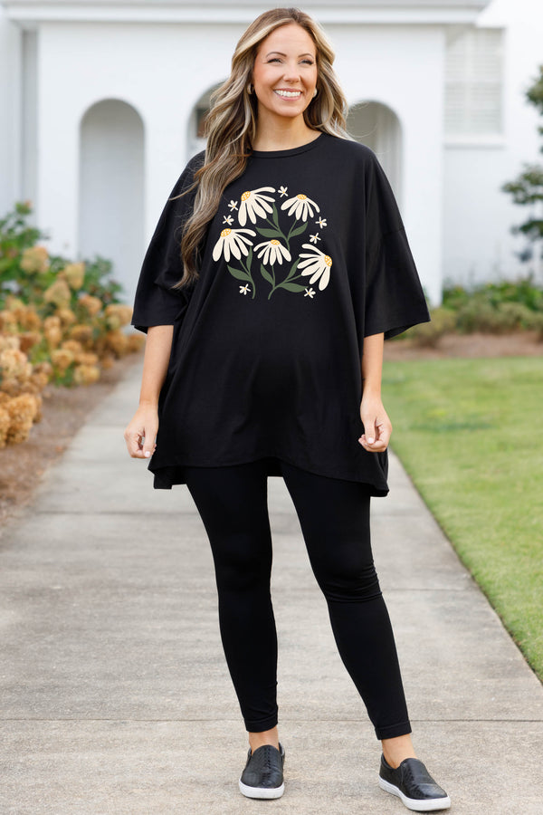 Chic Soul plus size clothing, black boyfriend tee with daisy graphic