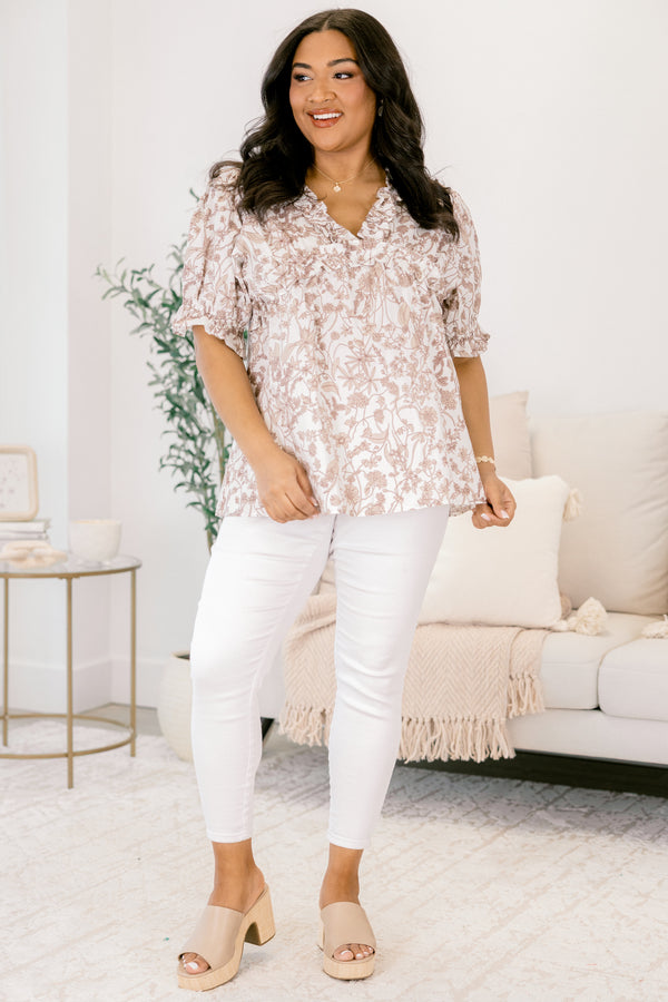 Chic Soul plus size clothing, brown and white floral print short puff sleeve top with ruffle v neckline cutout 