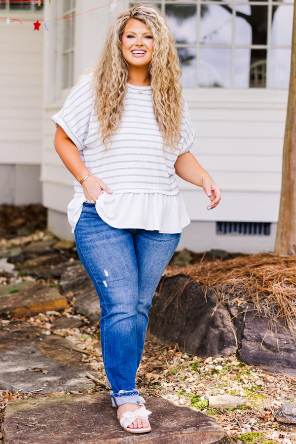 Chic Soul plus size clothing, cuffed short sleeve white top with blue striped pattern and white ruffled bottom 