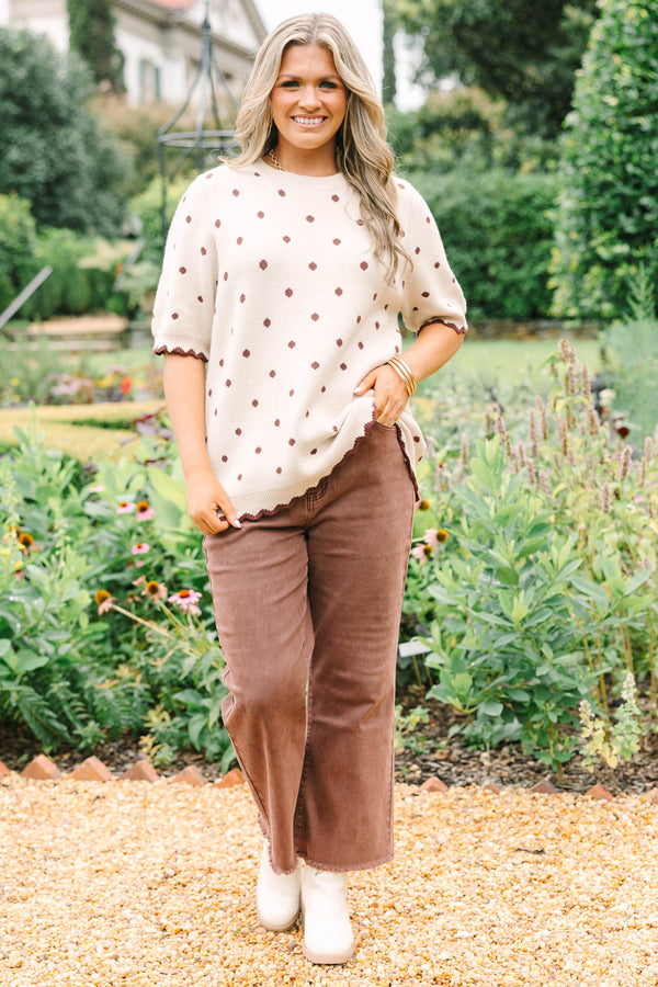 Plus Size oatmeal short-sleeve knit sweater with brown polka dots and a scalloped contrast hem.