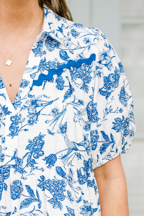 Plus Size blue toile babydoll dress with short puff sleeves and blue ric rac trim