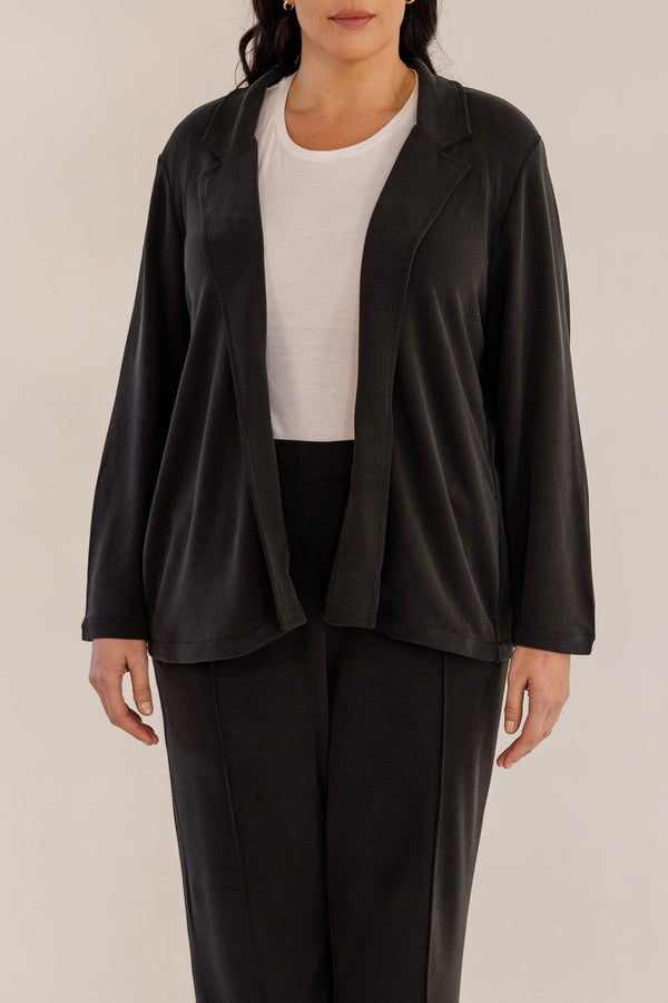 Chic Soul plus size clothing, black long sleeve flowy blazer with collar detail