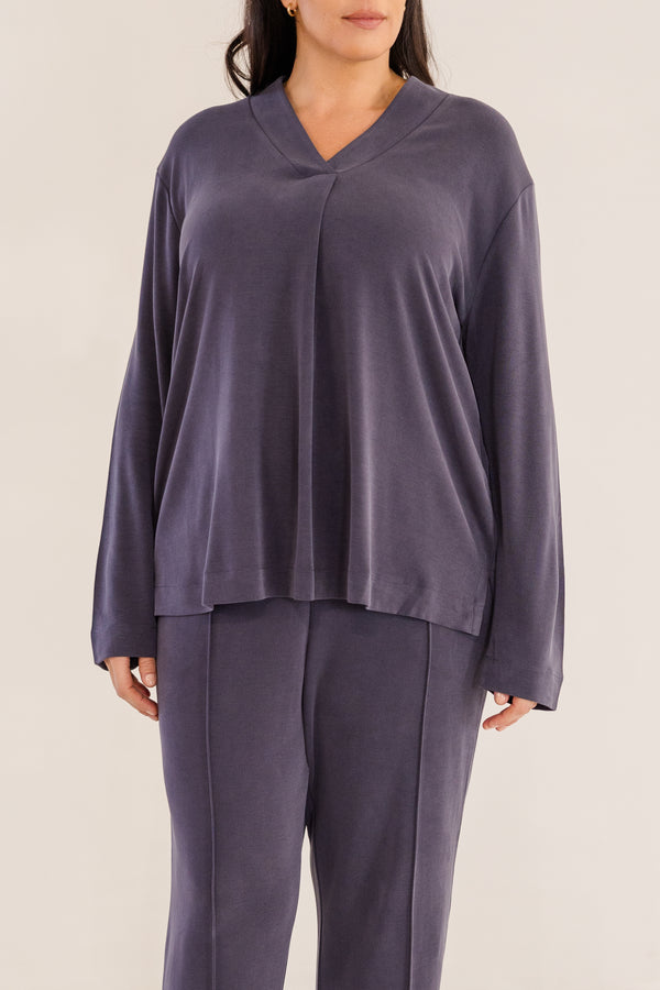 Chic Soul plus size clothing, ink navy v neck a-line long sleeve flowy top