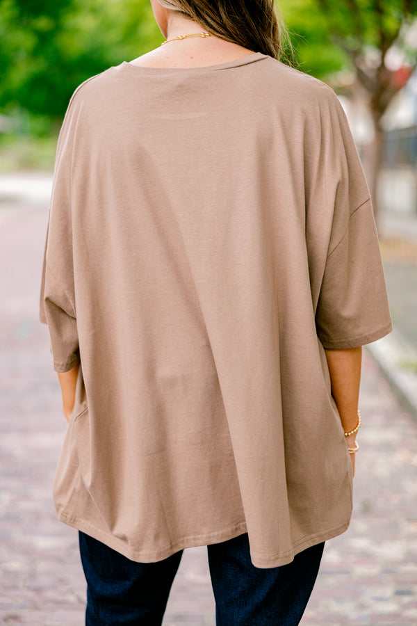 Chic Sou plus size clothing, brown short sleeve graphic tee with a fall floral line design on the center of the shirt 