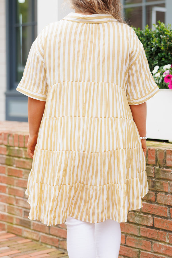 Chic Soul plus size clothing, yellow and white striped flowy babydoll style top with a collar