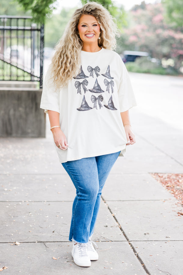 Chic Soul plus size clothing, ivory short sleeve boyfriend tee with bow and witch hat graphic in black 