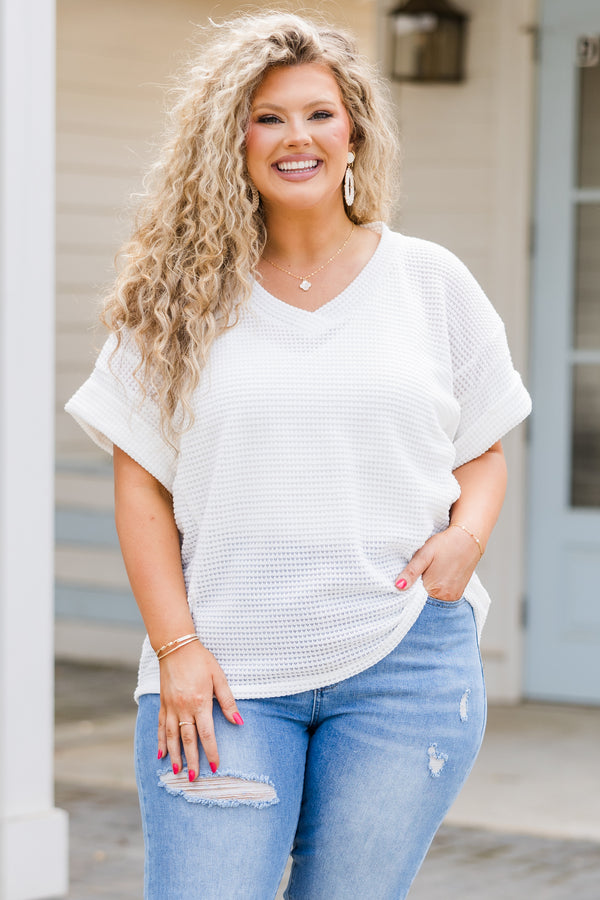 Chic Soul plus size clothing, ivory waffle knit short sleeve top with cuffed sleeves and v neckline