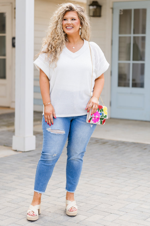 Chic Soul plus size clothing, ivory waffle knit short sleeve top with cuffed sleeves and v neckline