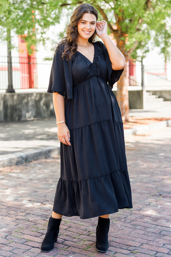 Chic Soul plus size clothing, black short sleeve flowy tiered midi dress with v neckline with flowy short sleeves