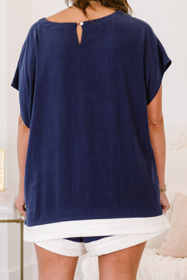 Chic Soul plus size clothing, navy blue casual short sleeve top with solid white band on bottom edge