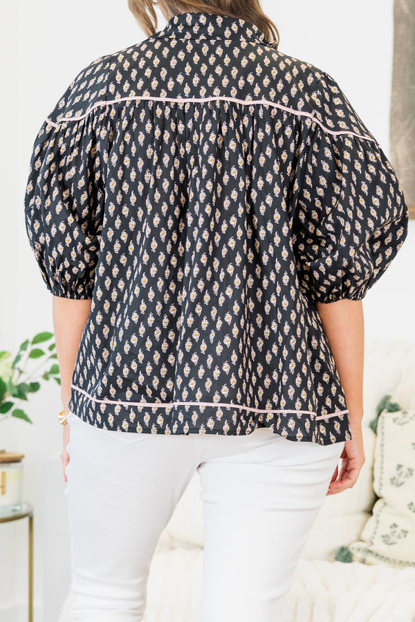 Chic Soul plus size clothing, short-puffed sleeve black/pink blouse with a collared v-neckline and a small paisley pattern