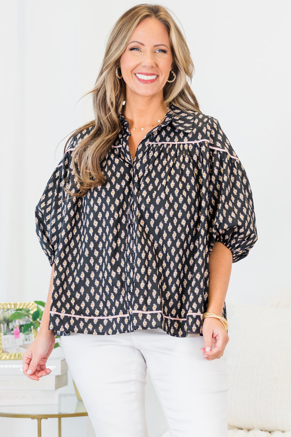 Chic Soul plus size clothing, short-puffed sleeve black/pink blouse with a collared v-neckline and a small paisley pattern