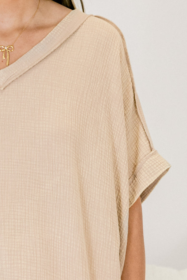 Chic Soul plus size clothing, ash mocha short sleeve v-neck basic top with middle seam on back