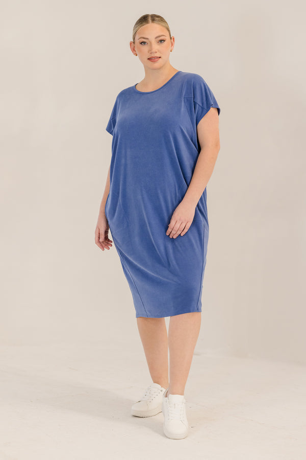 Chic Soul plus size clothing, soft stretchy ombre blue short sleeve knee length dress with round neckline