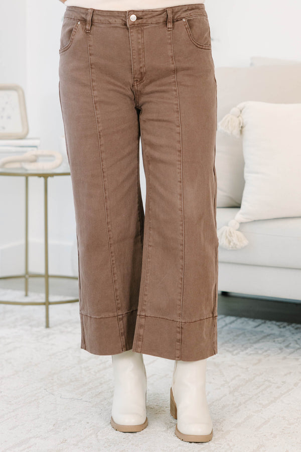 Plus Size brown wide-leg jeans with front seam detailing and a cropped hem.