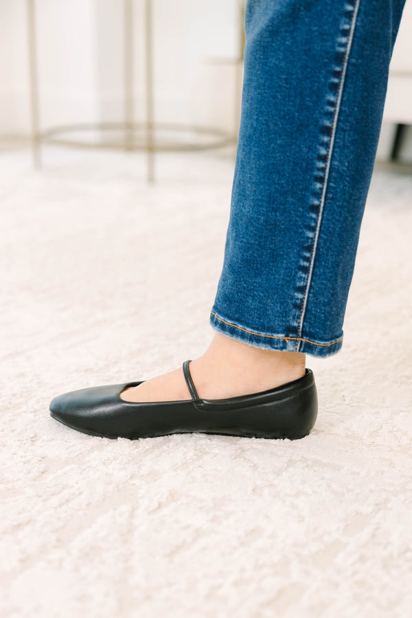 Meant To Be Seen Flats, Black