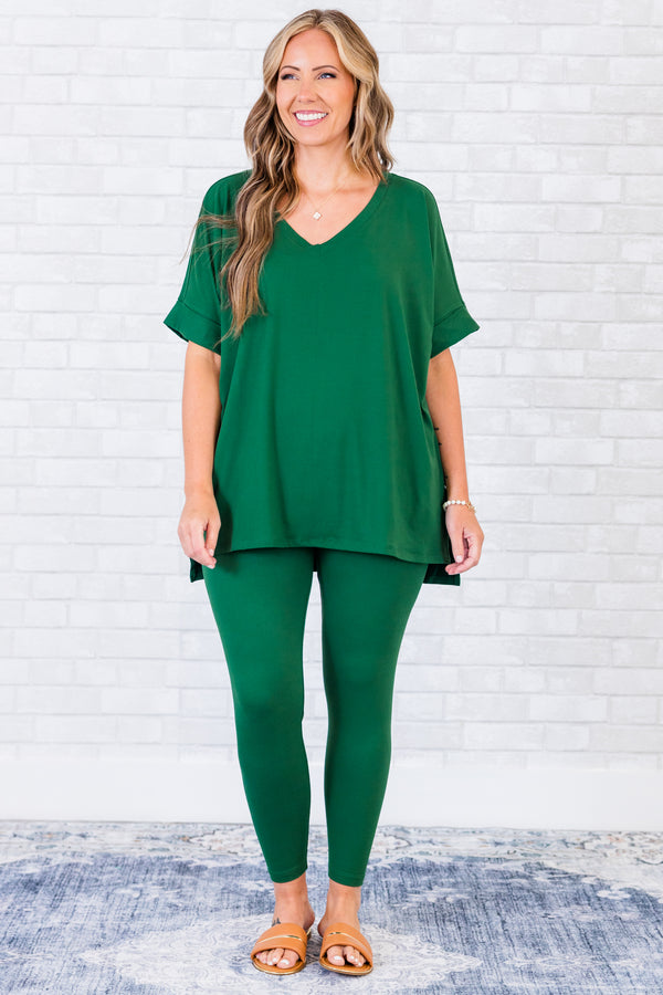 Chic Soul plus size clothing, short-sleeve dark green matching top and leggings set with v-neckline 