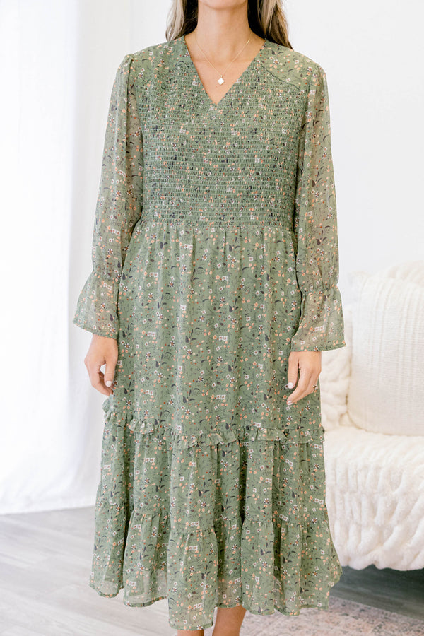 Chic Soul plus size clothing, green floral print long sleeve flowy tiered midi dress