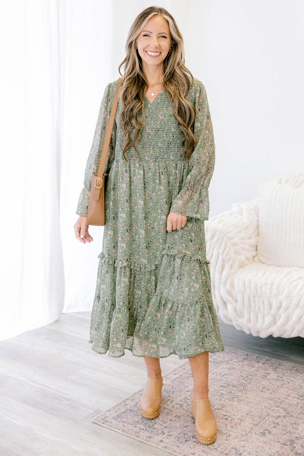 Chic Soul plus size clothing, green floral print long sleeve flowy tiered midi dress
