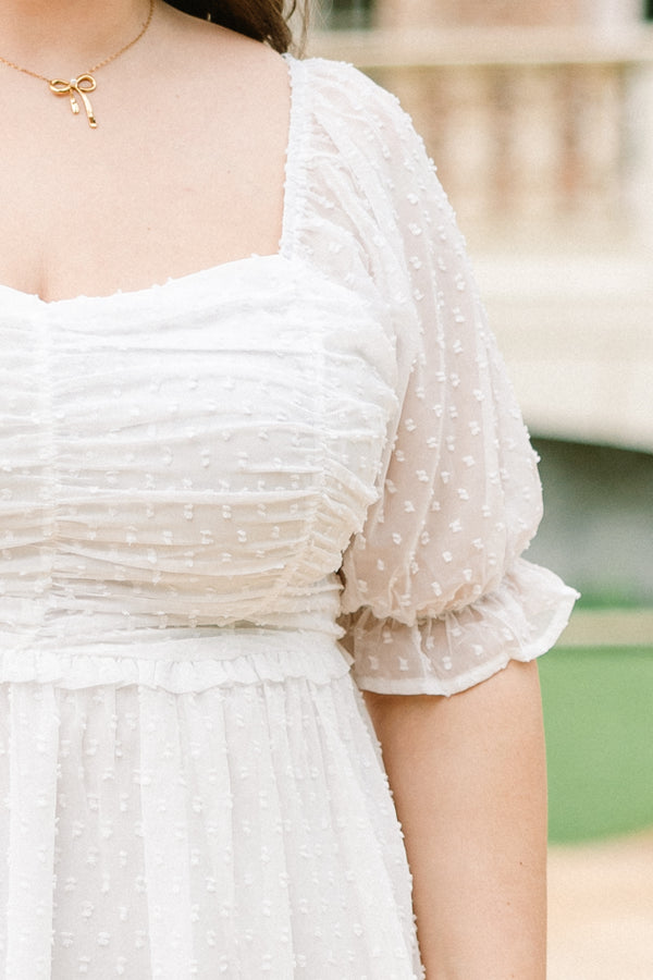 Chic Soul plus size clothing, short sleeve ivory baby doll dress with lace detailing and puffed sleeves