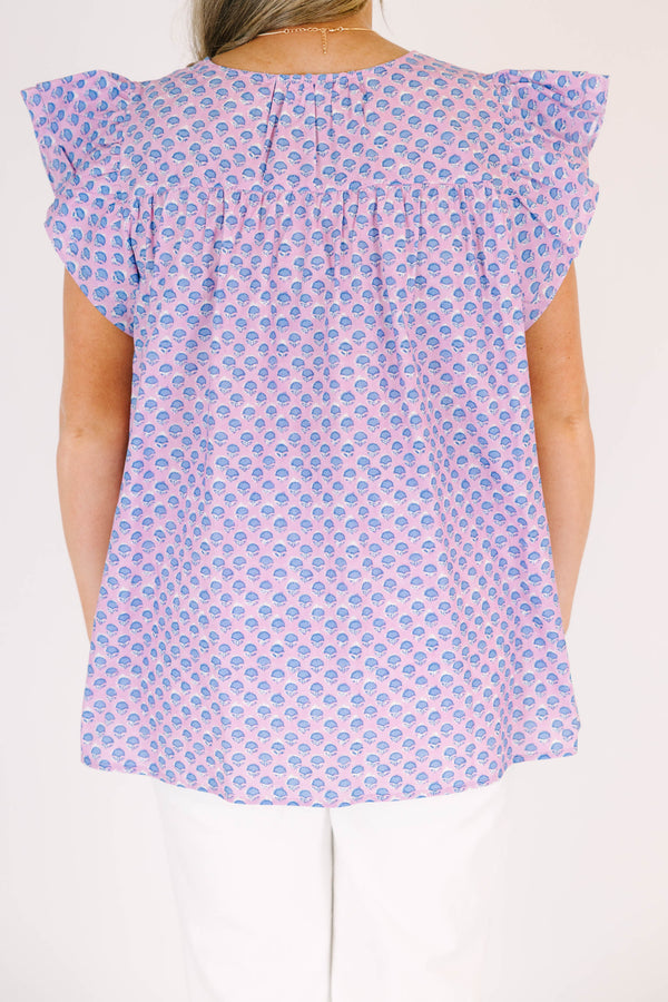 Chic Soul plus size clothing, short-flutter-sleeve pink top with a blue paisley floral abstract pattern 