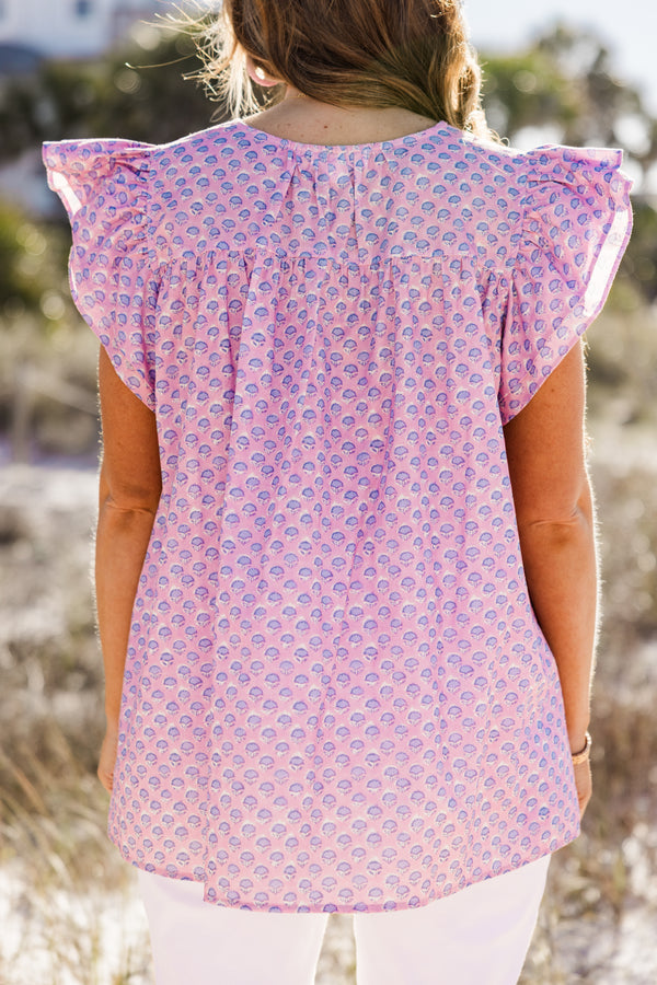 Chic Soul plus size clothing, short-flutter-sleeve pink top with a blue paisley floral abstract pattern 