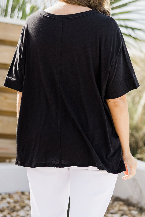 Chic Soul plus size clothing, black short sleeve basic top with seam down middle and pocket on front