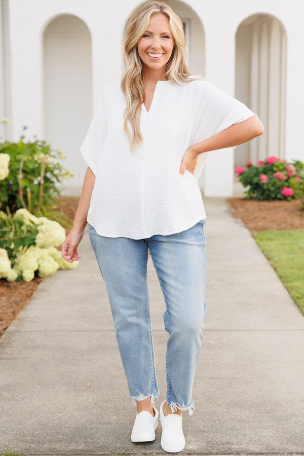 Chic Soul plus size clothing, white flowy short sleeves top with a v neck
