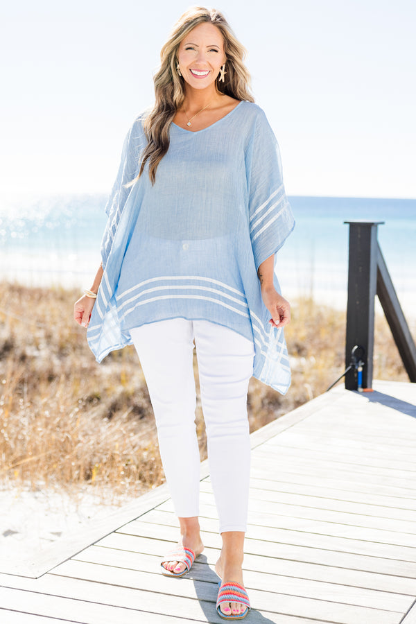Chic Soul plus size clothing, light blue short sleeve top with v neckline with flowy fabric with white border detail on sleeves and bottom