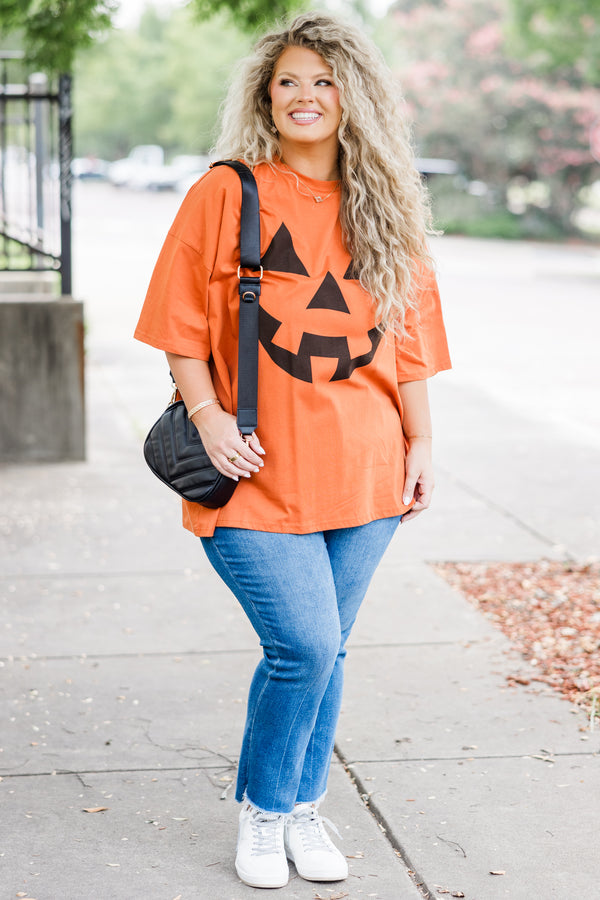 Chic Soul plus size clothing, rust orange short sleeve boyfriend tee with pumpkin jack-o-lantern graphic design