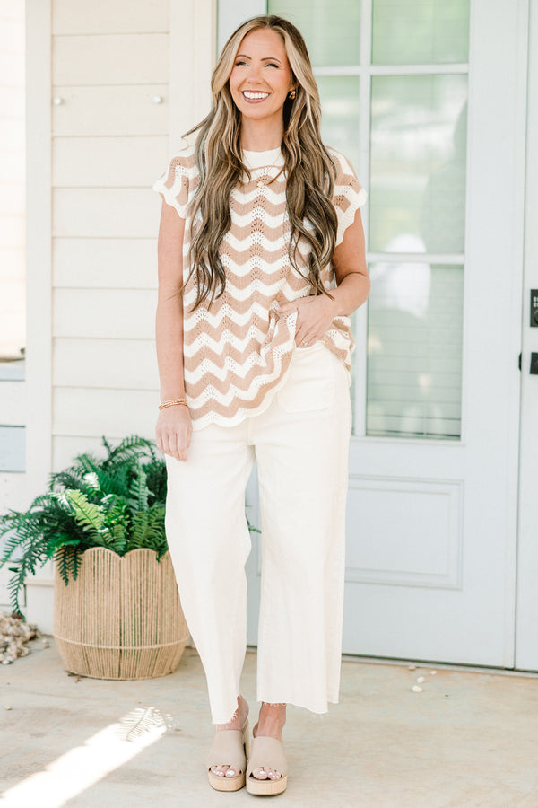 Chic Soul plus size clothing, short-sleeve neutral tan and white ric rac chevron knit top with a mockneck and a subtle scalloped detailing along the sleeves and hem