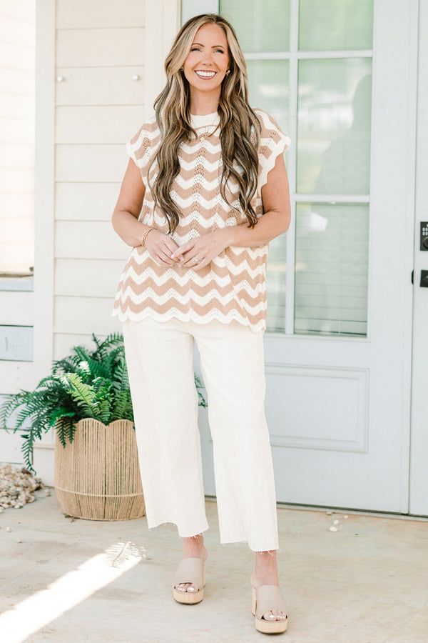 Chic Soul plus size clothing, short-sleeve neutral tan and white ric rac chevron knit top with a mockneck and a subtle scalloped detailing along the sleeves and hem