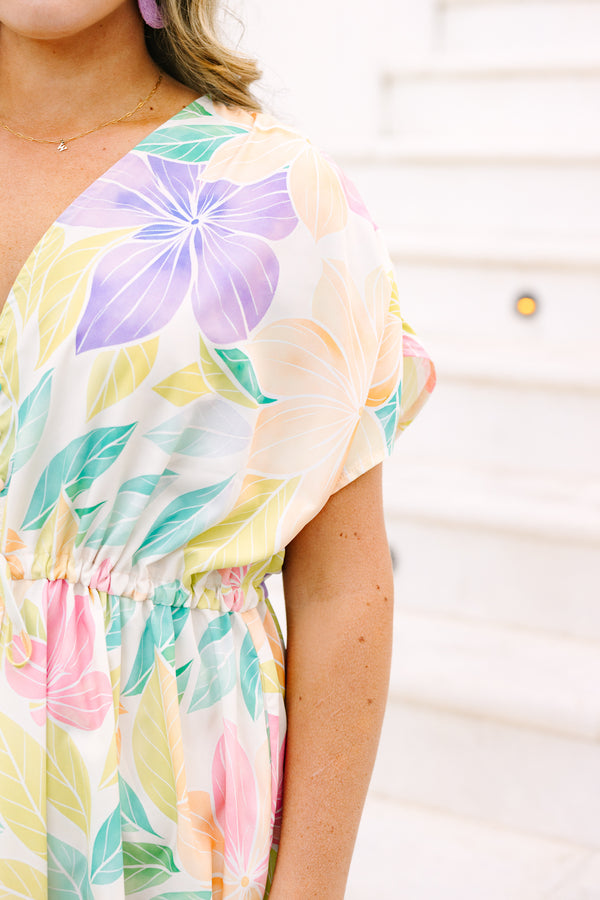 Chic Soul plus size clothing, pastel floral print short sleeve maxi dress that cinches at the waist