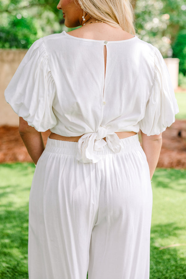 Chic Soul plus size clothing, white cropped top with simple pleated design and bubble sleeves