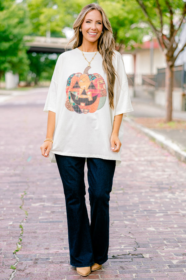 Chic Soul plus size clothing, ivory half sleeve crewneck t-shirt with patchwork pumpkin graphic