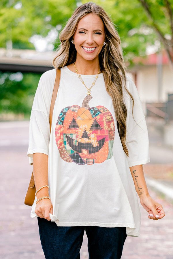 Chic Soul plus size clothing, ivory half sleeve crewneck t-shirt with patchwork pumpkin graphic