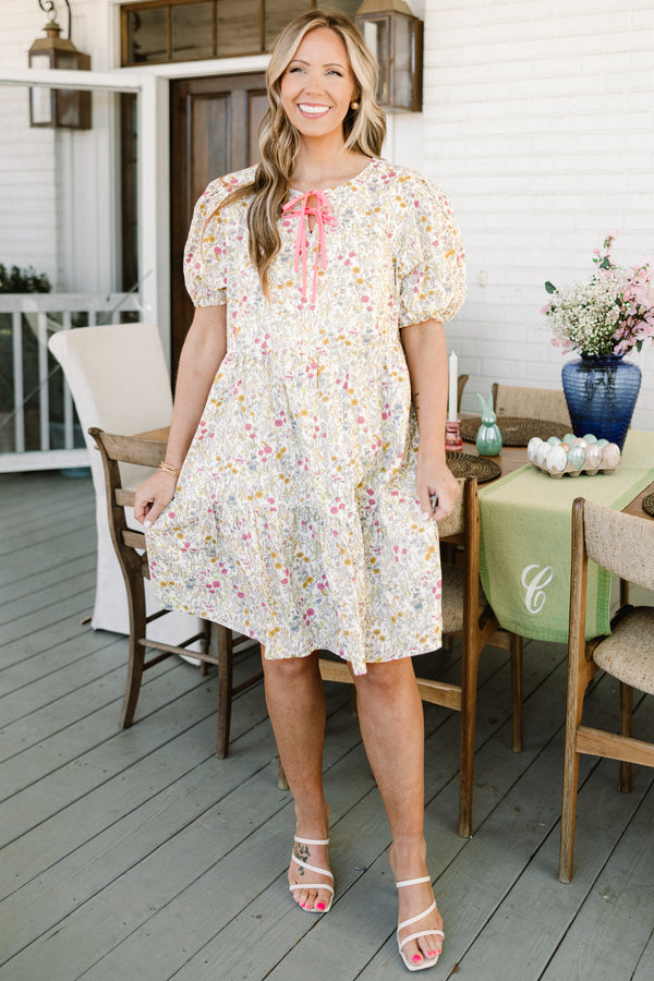 Chic soul plus size clothing, Pink short sleeve baby doll dress, with a floral pattern and tie bows on neckline